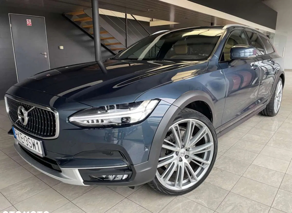 volvo v90 cross country wielkopolskie Volvo V90 Cross Country cena 99000 przebieg: 276000, rok produkcji 2017 z Rabka-Zdrój